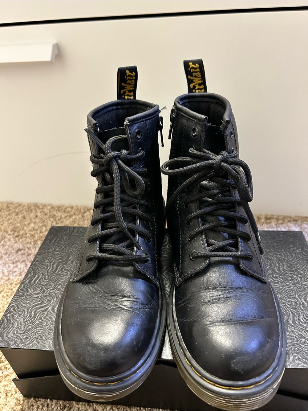 Dr. Martens Kids Black Leather Lace-Up Boots